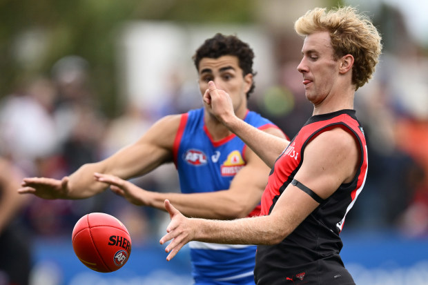 Tom Edwards of the Bombers.