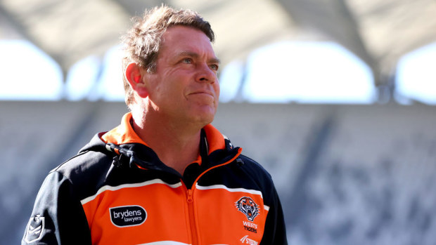 Tigers Coach Brett Kimmorley observing prior to a game.
