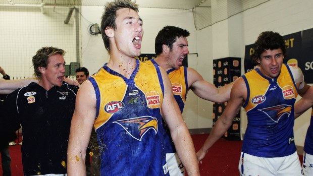 Adam Hunter of the Eagles in 2006.