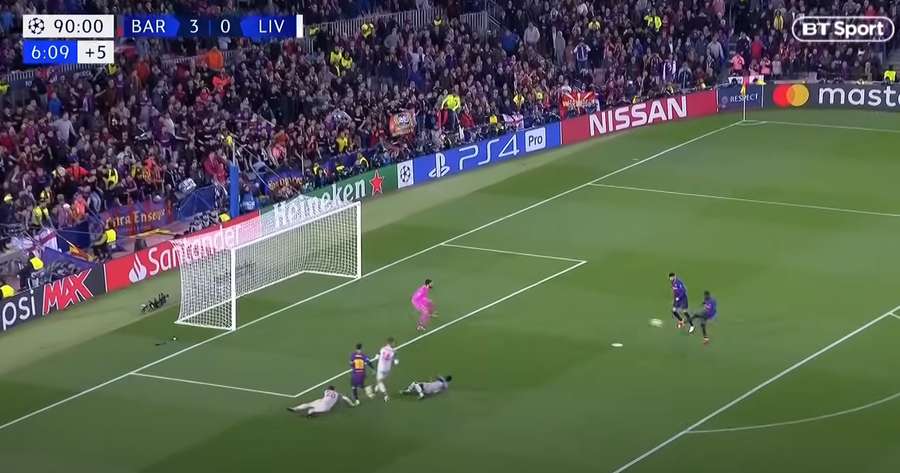 Ousmane Dembele's last-minute miss for Barcelona against Liverpool