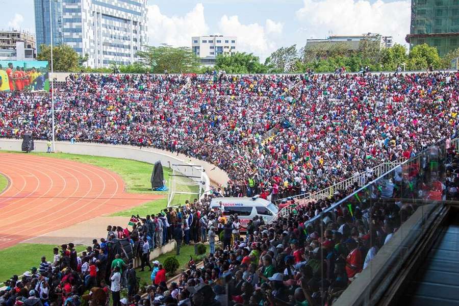 Kenya fans watch on