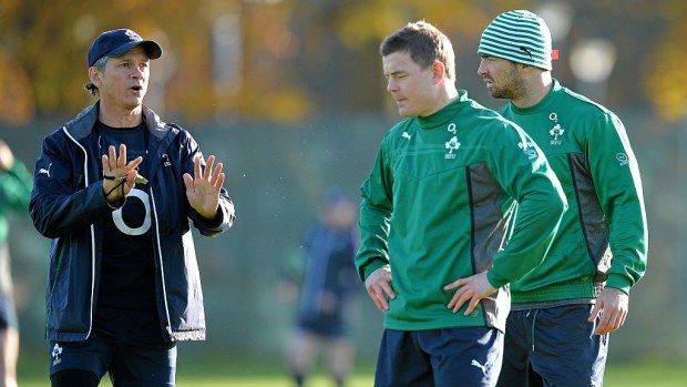 Ireland assistant coach Les Kiss with Brian O'Driscoll and Rob Kearney.