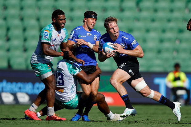 Harry Potter of the Force runs towards the try line.