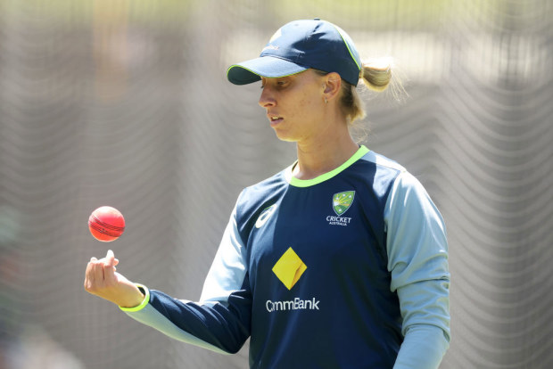 Ashleigh Gardner of Australia looks on.