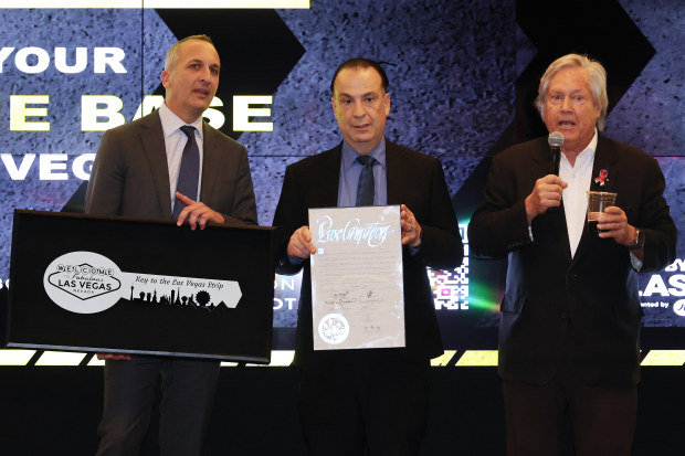 Andrew Abdo and Peter V'landys are presented with the key to the city during the NRL Las Vegas media launch at the NRL Fan Hub at Resorts World Las Vegas on February 26, 2025. (Photo by Ethan Miller/Getty Images)
