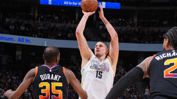 Nikola Jokic of the Denver Nuggets shoots the ball against the Phoenix Suns.
