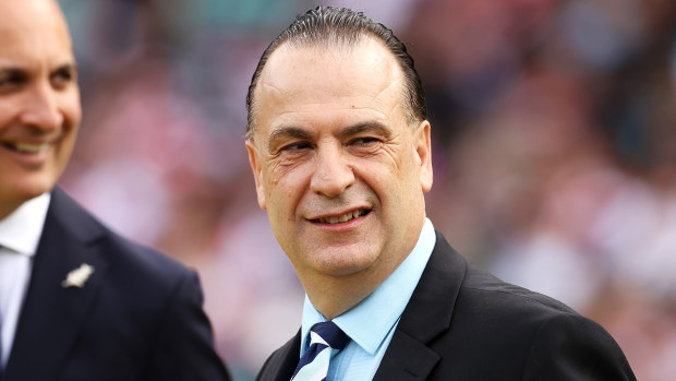 Peter V'landys, chairman of the Australian Rugby League Commission, says teams can open their wallet for star players from other football codes.