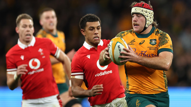 Fraser McReight of the Wallabies makes a break.