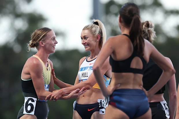 Jessica Hull and Sarah Billings.