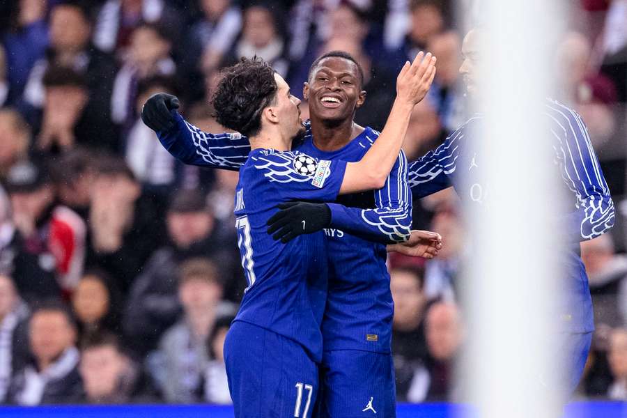 PSG's Nuno Mendes celebrates his goal during the Champions League Quarter-Finals Second Leg match gainst Aston Villa on April 15, 2025