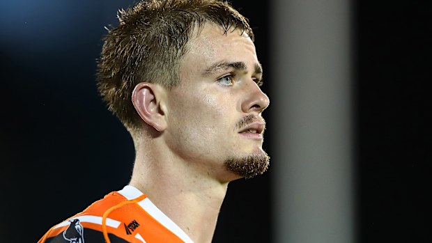 Lachlan Galvin in action for the Wests Tigers against the Warriors in round 4, 2025.