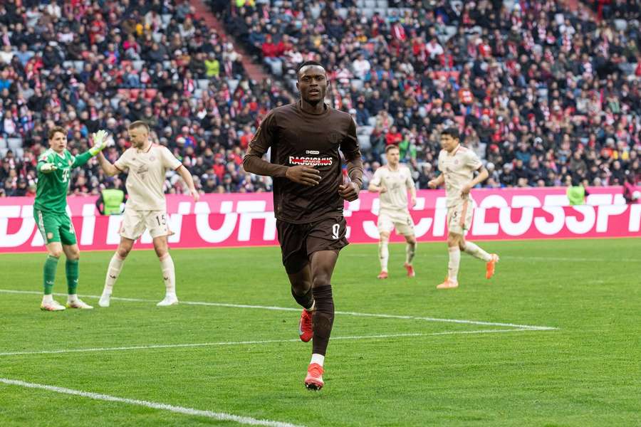 Gambia's Ceesay plays for St. Pauli