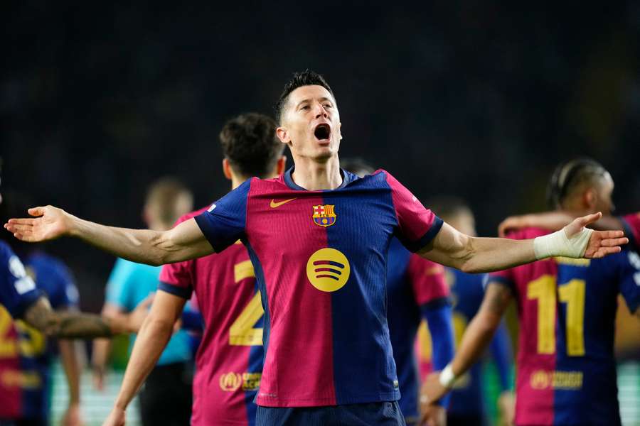 Robert Lewandowski of Barcelona celebrates after scoring