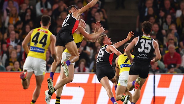 Rhyan Mansell pushes Liam O'Connell.