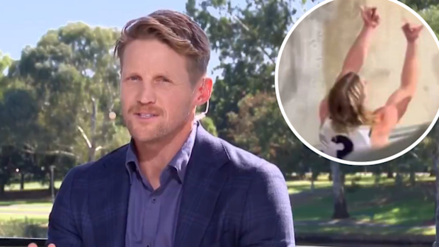 Rory Sloane on Bailey Smith