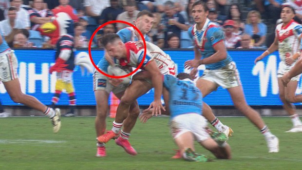 Sandon Smith was sent to the sin bin for this high shot on Kyle Flanagan.