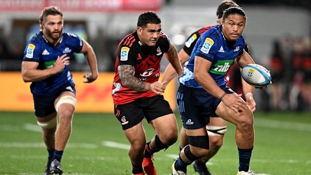 Caleb Clarke of the Blues charges forward.