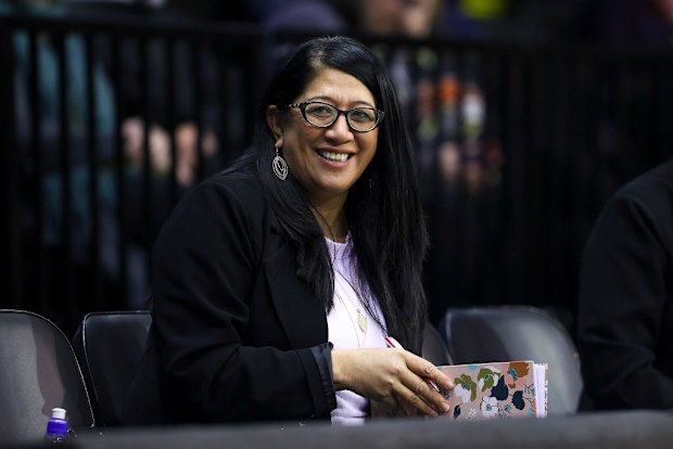 Former Silver Fern Gail Parata observing from the sidelines.