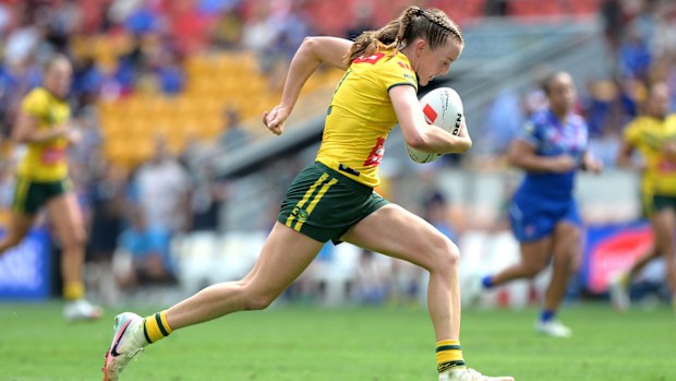 Tamika Upton of the Jillaroos in action during the Women's Pacific Championships match against Fetu Samoa.