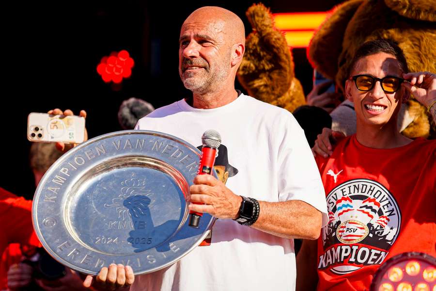 PSV and manager Peter Bosz looking to continue their title run