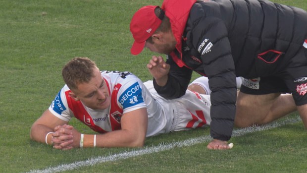 Jacob Liddle was ruled out of the Dragons' clash with the Rabbitohs after suffering a hamstring injury during the warm up.