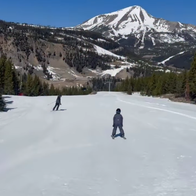 Prince Harry and Prince Archie skiing 