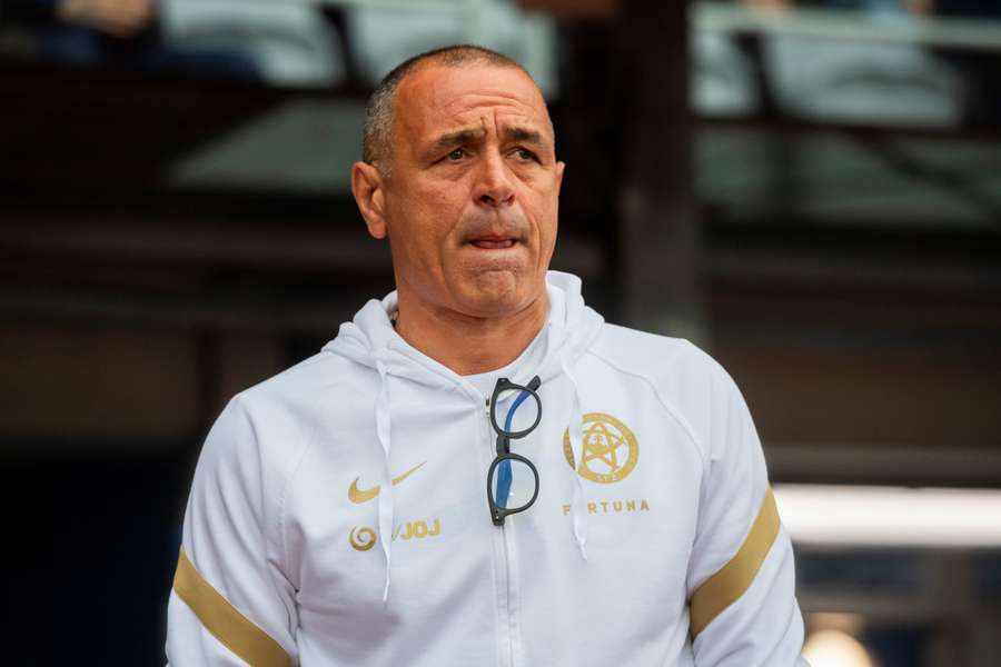 Calzona is no longer Slovakia's bench boss.