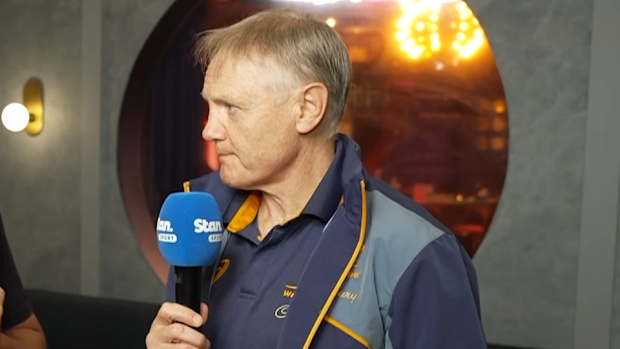 Joe Schmidt chats to Morgan Turinui.